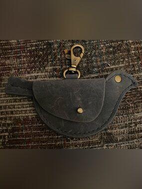 Portland Leather Goods Mockingbird pouch.